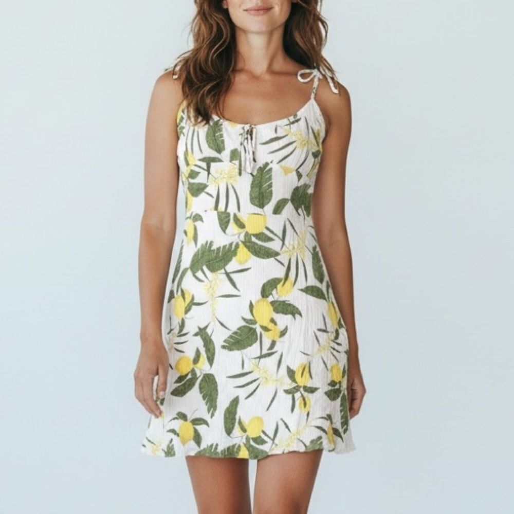Pull&Bear Printed Lemon Summer Dress in Size Medium